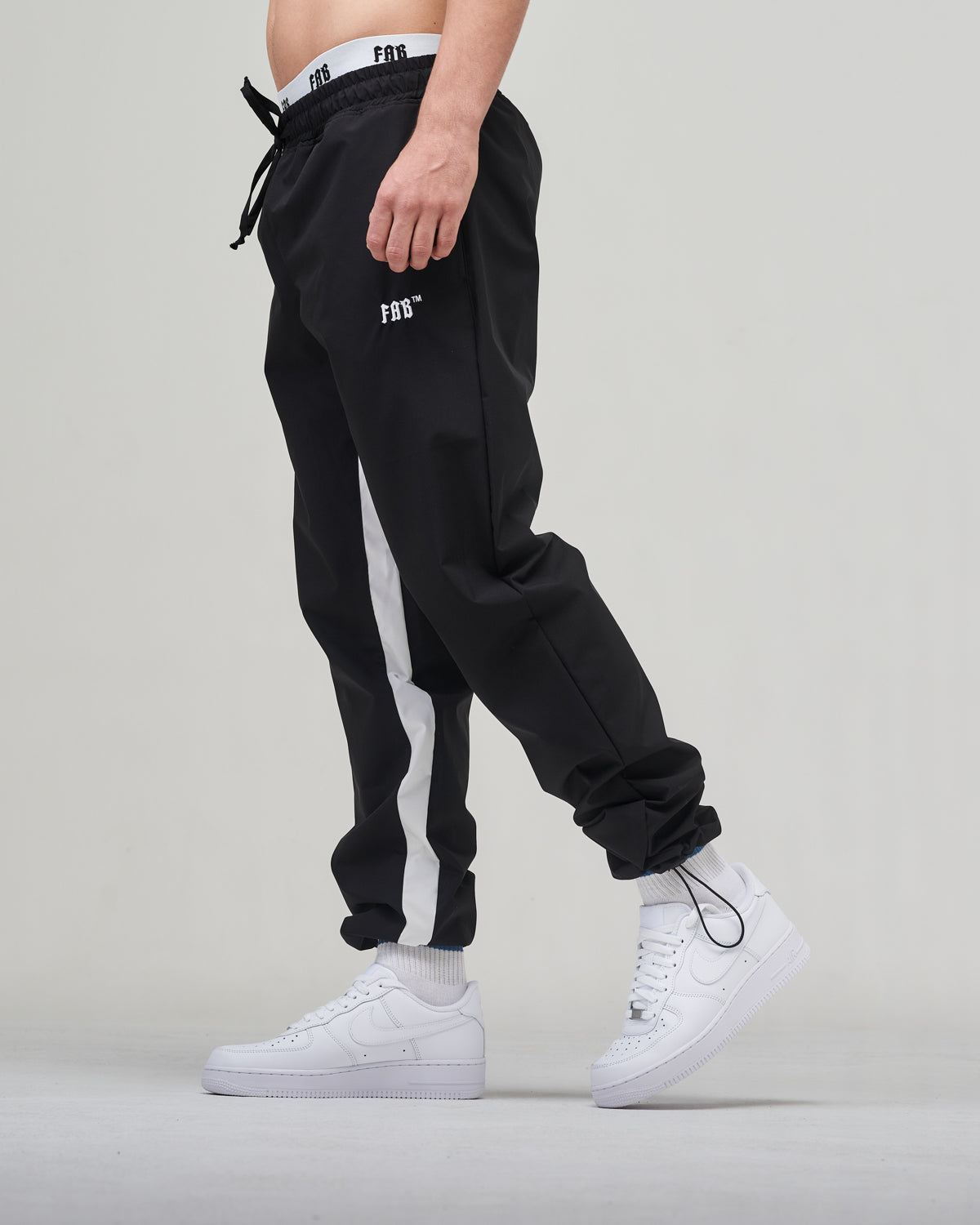 Wide Jogger